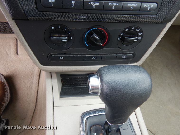 image for item DH5565 2008 Ford Fusion