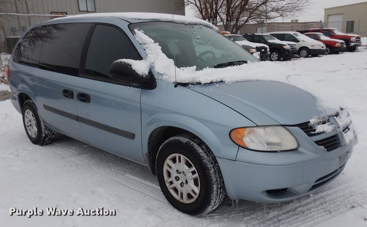 image for item DH5569 2005 Dodge Grand Caravan  van