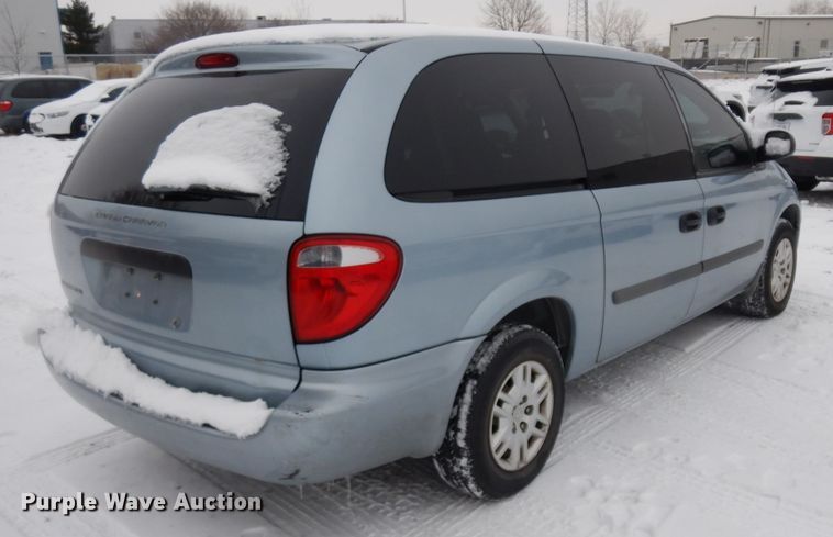 image for item DH5569 2005 Dodge Grand Caravan  van