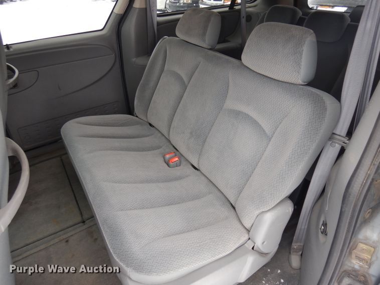 image for item DH5569 2005 Dodge Grand Caravan  van