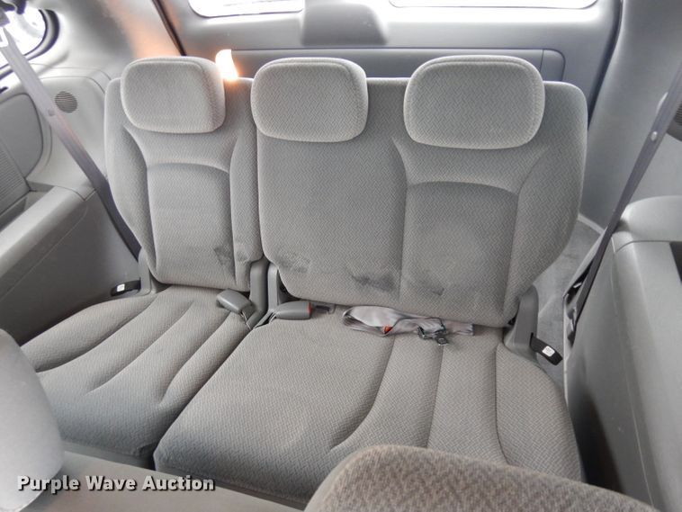 image for item DH5569 2005 Dodge Grand Caravan  van