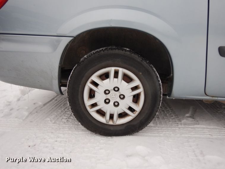 image for item DH5569 2005 Dodge Grand Caravan  van