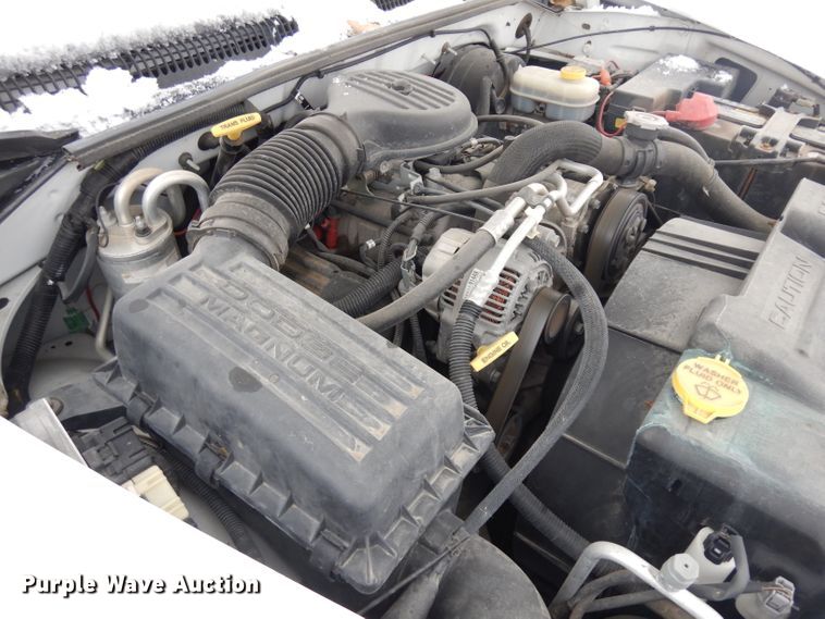 image for item DH5570 2002 Dodge Dakota  Club Cab pickup truck