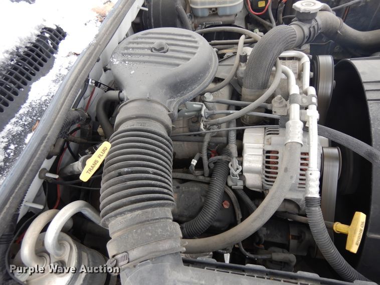 image for item DH5570 2002 Dodge Dakota  Club Cab pickup truck