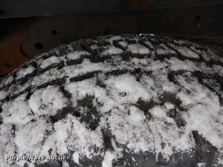 image for item DH5570 2002 Dodge Dakota  Club Cab pickup truck