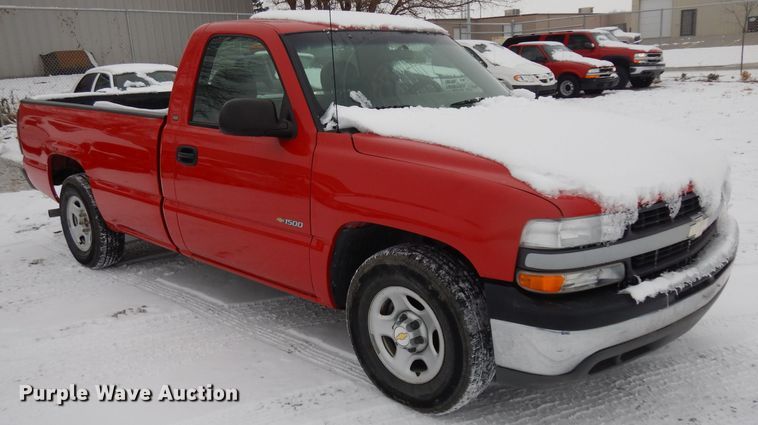 image for item DH5572 2001 Chevrolet Silverado 1500  pickup truck