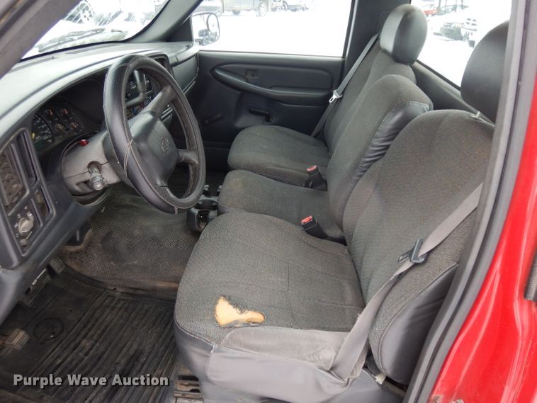 image for item DH5572 2001 Chevrolet Silverado 1500  pickup truck