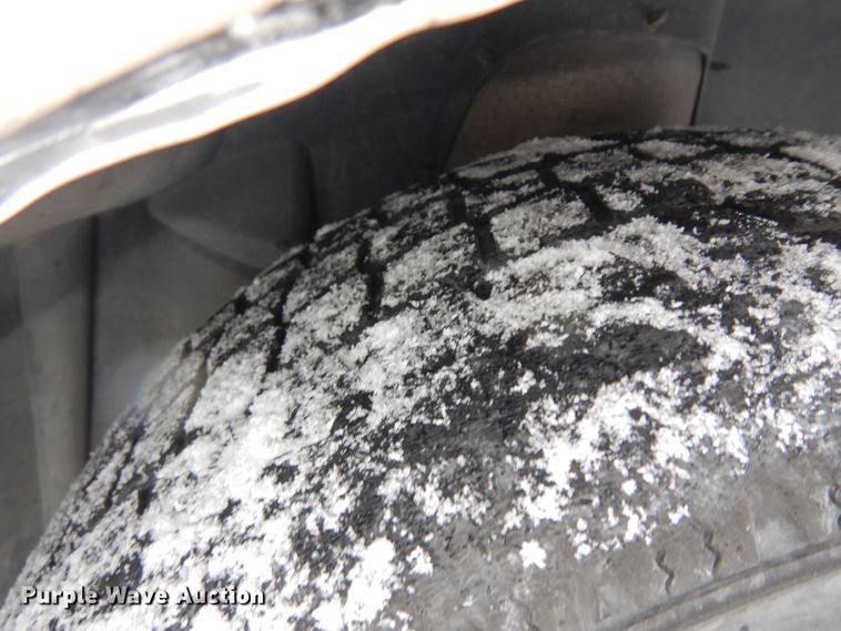 image for item DH5573 2010 Ford Crown Victoria