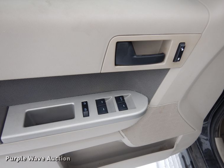 image for item DH5575 2010 Ford Escape  SUV