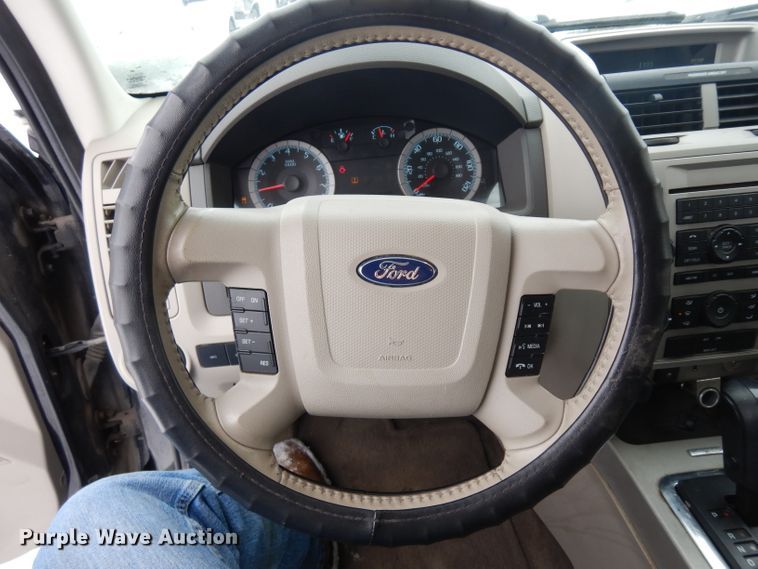 image for item DH5575 2010 Ford Escape  SUV