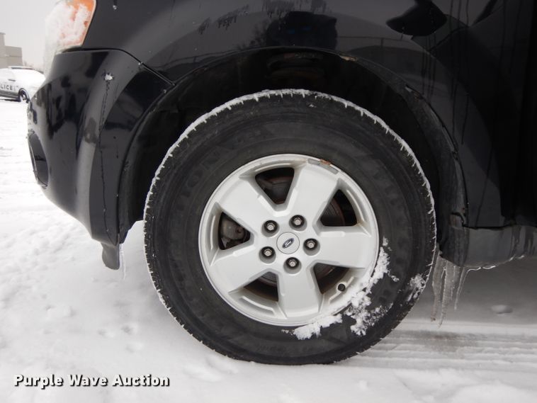 image for item DH5575 2010 Ford Escape  SUV