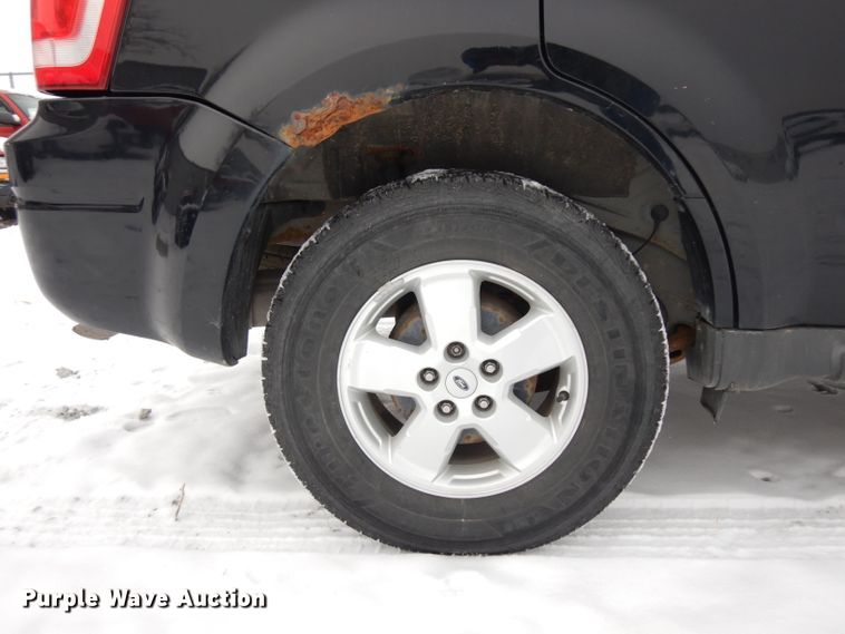 image for item DH5575 2010 Ford Escape  SUV