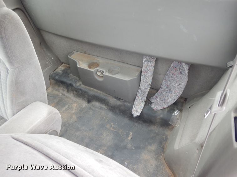 image for item DH5576 2000 Chevrolet S10  Ext. Cab pickup truck