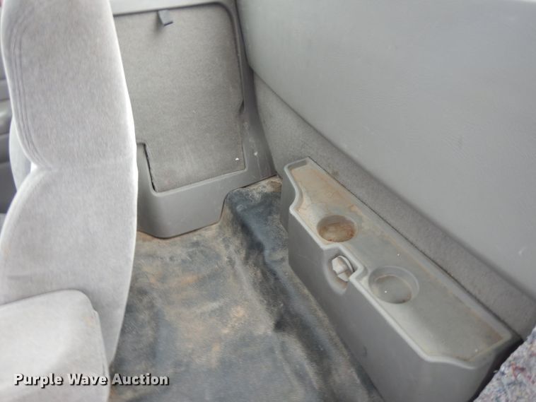 image for item DH5576 2000 Chevrolet S10  Ext. Cab pickup truck