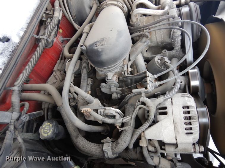 image for item DH5576 2000 Chevrolet S10  Ext. Cab pickup truck