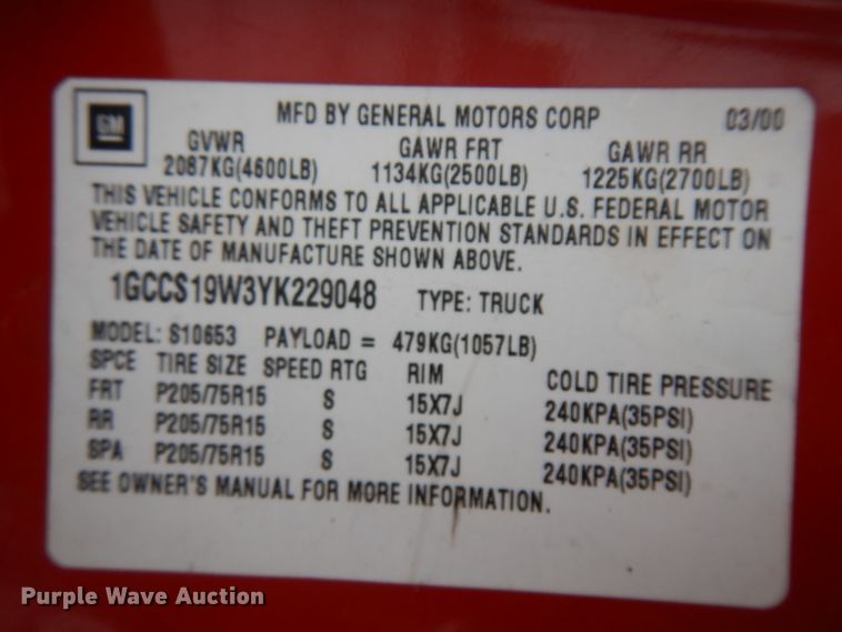 image for item DH5576 2000 Chevrolet S10  Ext. Cab pickup truck