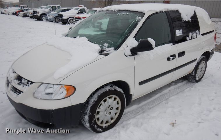 image for item DH5577 2005 Dodge Caravan  van