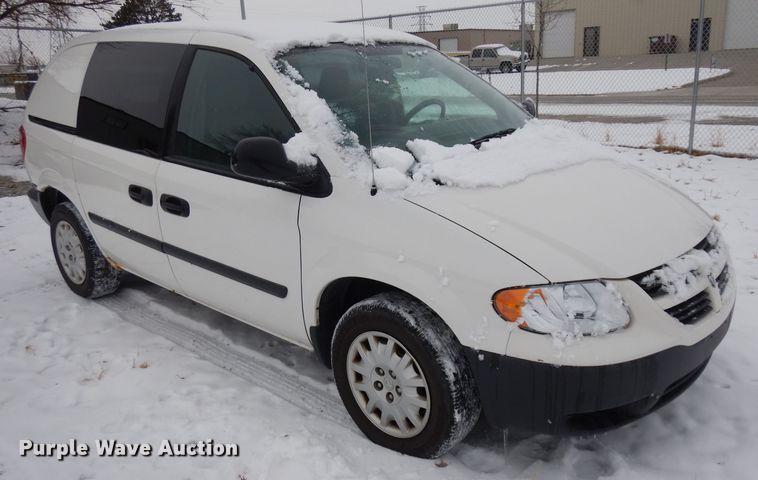 image for item DH5577 2005 Dodge Caravan  van