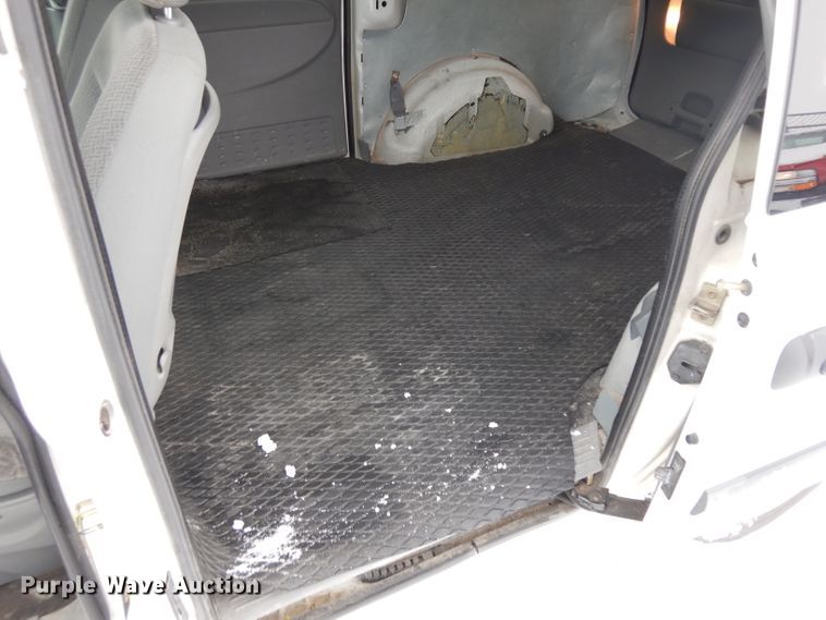image for item DH5577 2005 Dodge Caravan  van