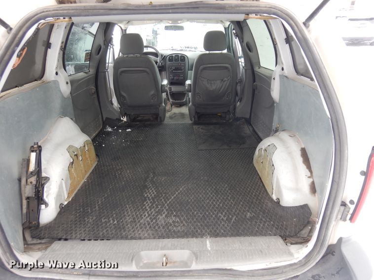 image for item DH5577 2005 Dodge Caravan  van
