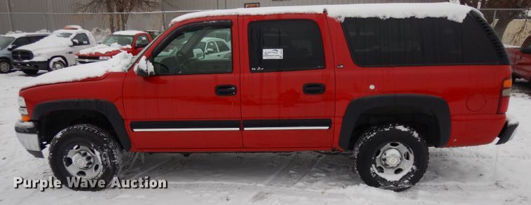 image for item DH5578 2001 Chevrolet Suburban 2500  SUV