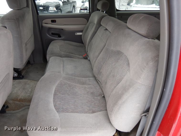 image for item DH5578 2001 Chevrolet Suburban 2500  SUV