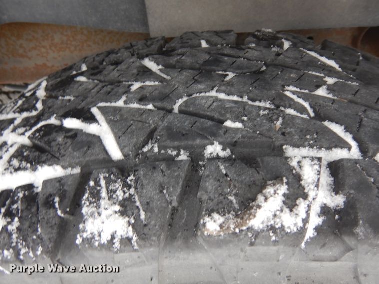 image for item DH5578 2001 Chevrolet Suburban 2500  SUV