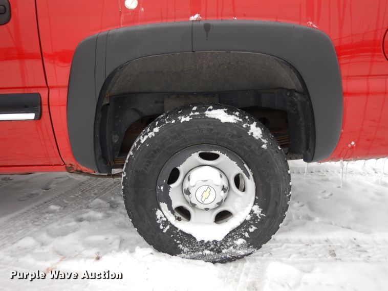 image for item DH5578 2001 Chevrolet Suburban 2500  SUV