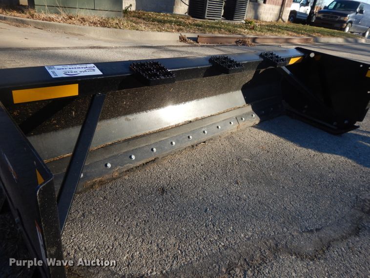 image for item DI8230 John Deere SP8C skid steer snow pusher