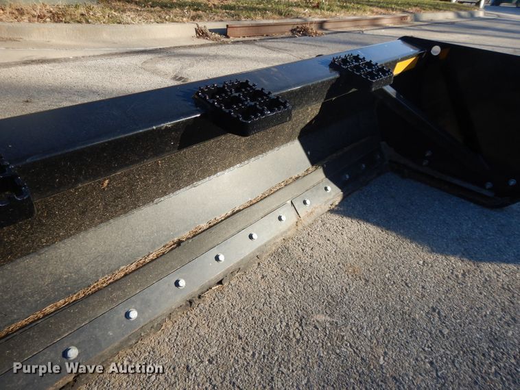 image for item DI8230 John Deere SP8C skid steer snow pusher