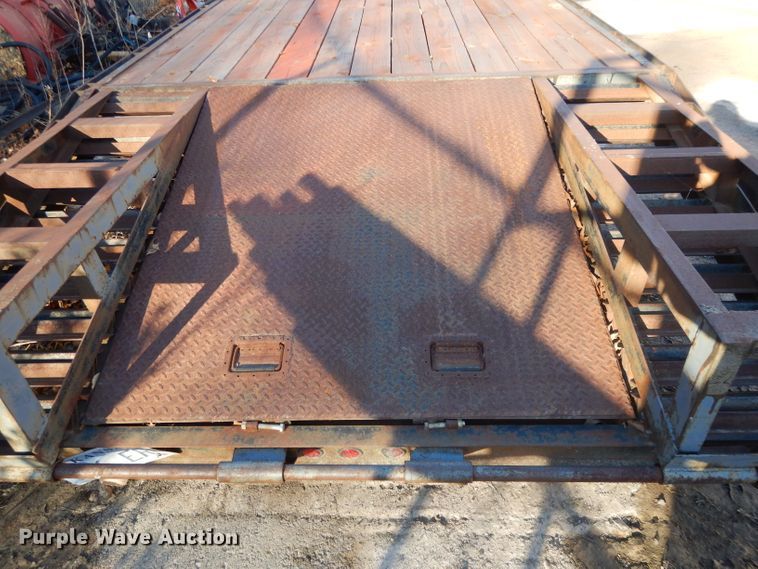 image for item DI8235 2000 Buck Dandy equipment trailer