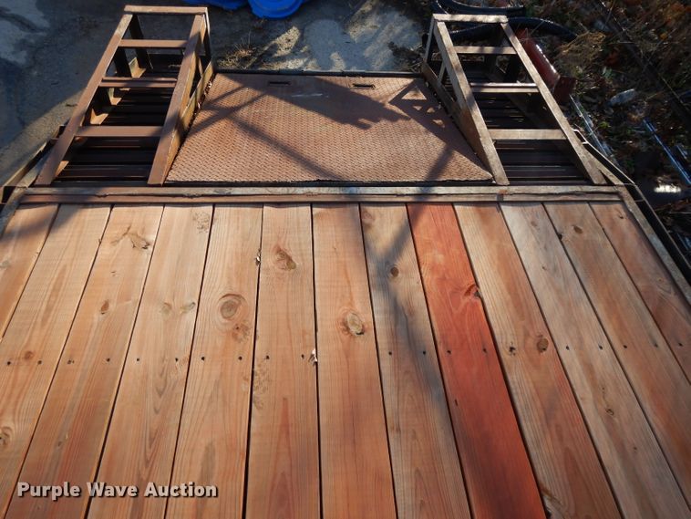 image for item DI8235 2000 Buck Dandy equipment trailer