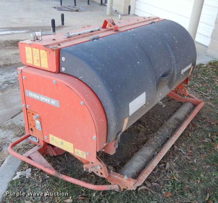 image for item DI8236 2007 Wiedenmann Terra Spike XF 20/6 aerator