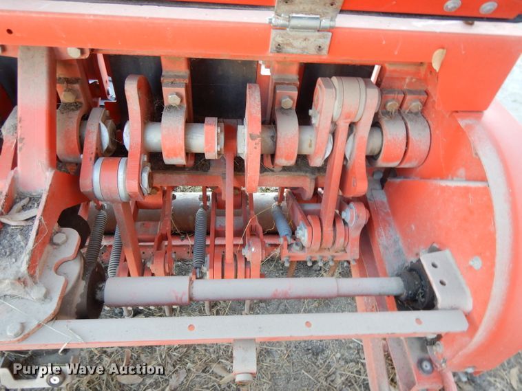 image for item DI8236 2007 Wiedenmann Terra Spike XF 20/6 aerator