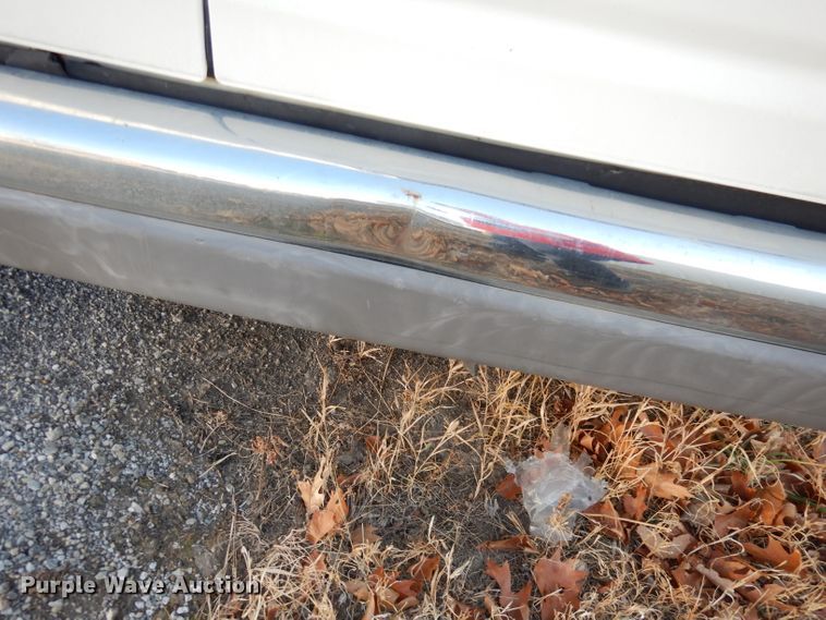 image for item DJ2751 1996 Ford Club Wagon  van