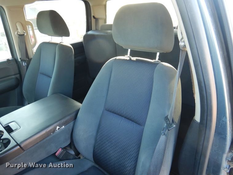 image for item DJ4889 2009 Chevrolet Silverado 1500  Crew Cab pickup truck