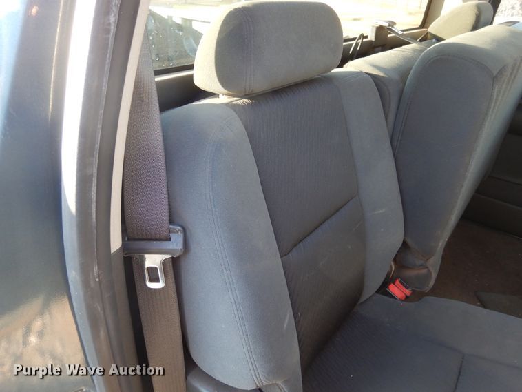 image for item DJ4889 2009 Chevrolet Silverado 1500  Crew Cab pickup truck