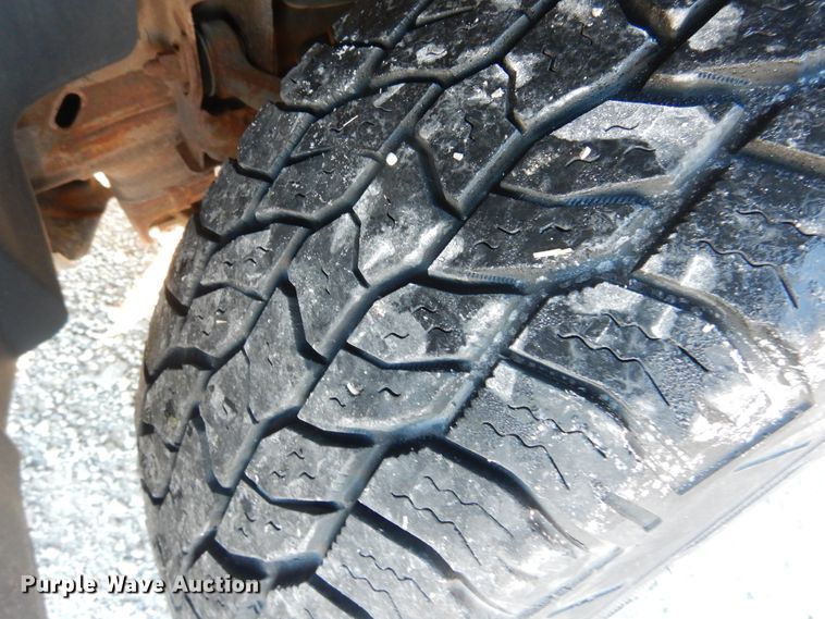 image for item DJ4889 2009 Chevrolet Silverado 1500  Crew Cab pickup truck