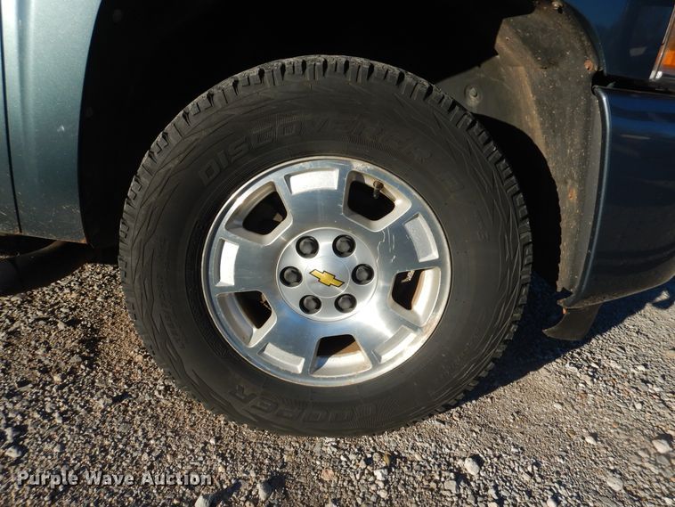 image for item DJ4889 2009 Chevrolet Silverado 1500  Crew Cab pickup truck