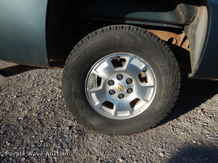 image for item DJ4889 2009 Chevrolet Silverado 1500  Crew Cab pickup truck