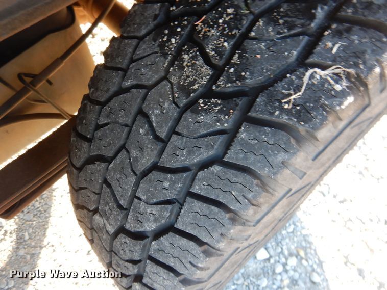 image for item DJ4889 2009 Chevrolet Silverado 1500  Crew Cab pickup truck