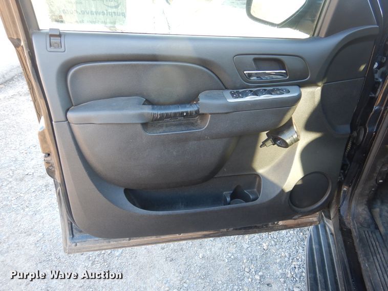 image for item DJ4890 2014 Chevrolet Tahoe  SUV