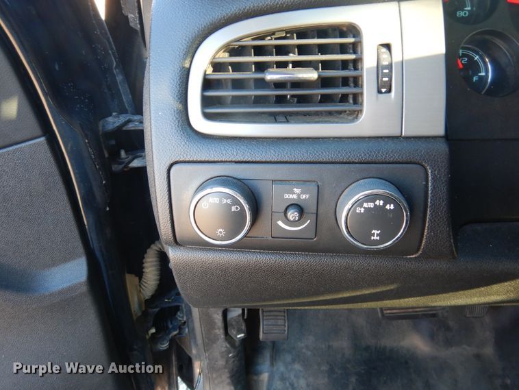 image for item DJ4890 2014 Chevrolet Tahoe  SUV