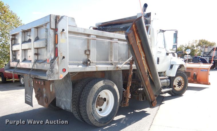 image for item DJ6894 2008 International 7300  dump truck