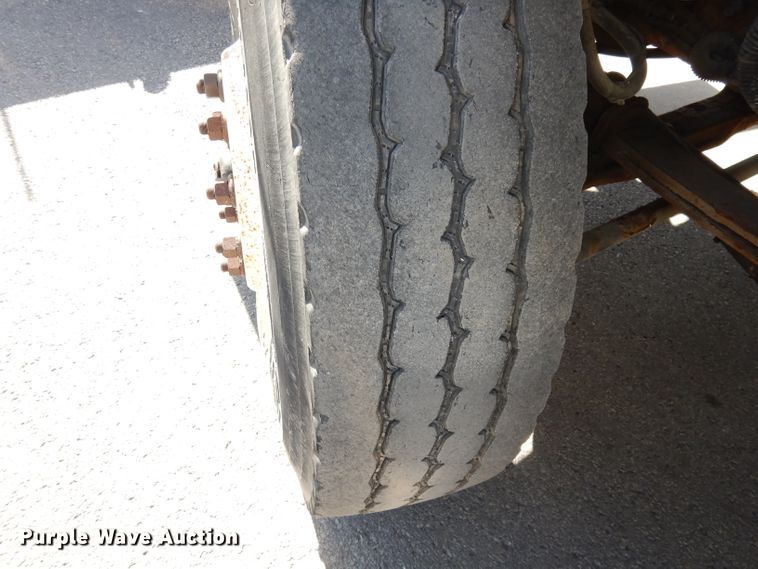 image for item DJ6894 2008 International 7300  dump truck