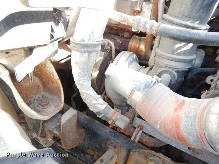 image for item DJ6894 2008 International 7300  dump truck