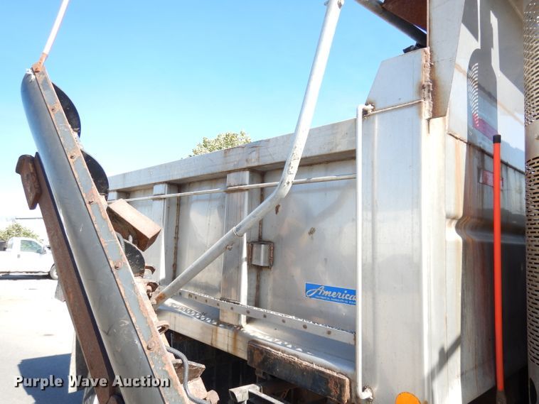 image for item DJ6894 2008 International 7300  dump truck