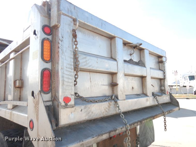 image for item DJ6894 2008 International 7300  dump truck