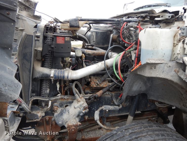 image for item DL2513 1997 Ford F800  oil distributor truck