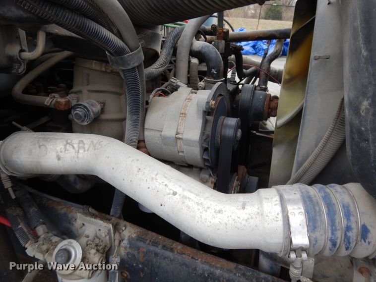 image for item DL2513 1997 Ford F800  oil distributor truck